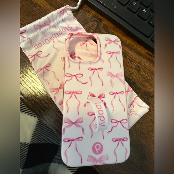 Loopy Case Kids Phone Cover with Pink Bows - Picture 1 of 4